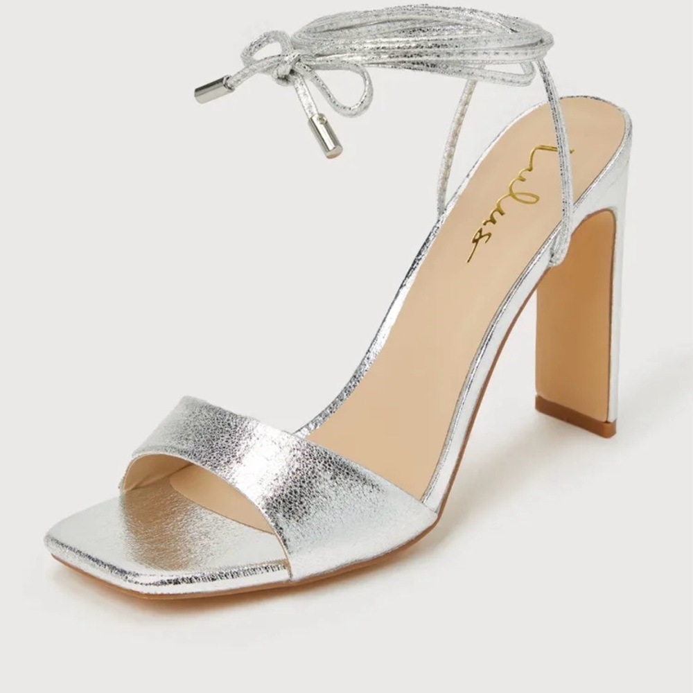 Lulu's Silver Chunky Heel Sandals with Ankle Strap Size 7